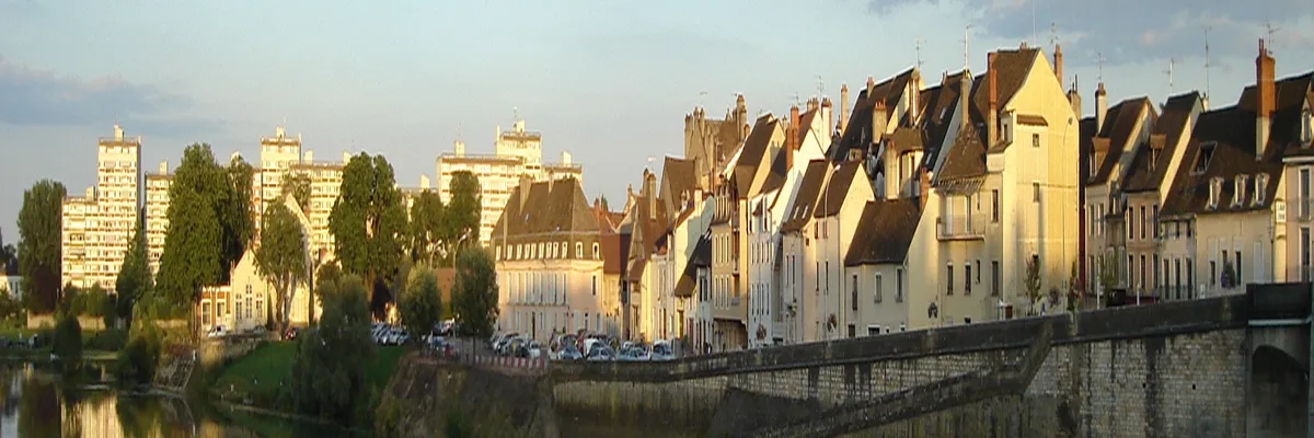 Image Fabricant piscine inox Chalon-sur-Saône