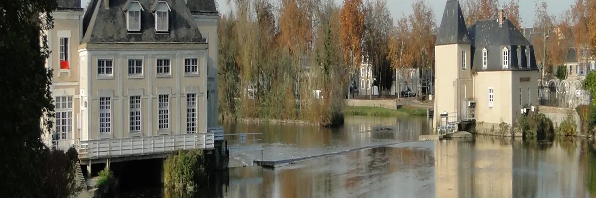 Image Fabricant piscine inox La Flèche