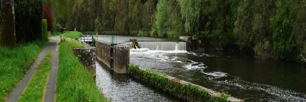 Image Fabricant piscine inox Plonévez-du-Faou