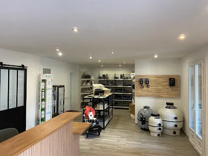 Image de Eric Piscine Bollène (84) - Piscine Coque et Béton - Magasin Piscine - SPA