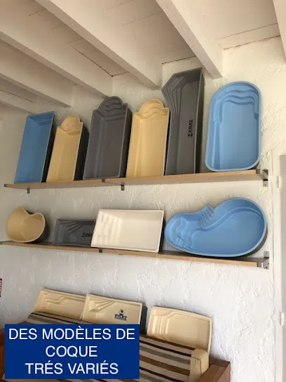 Image de Marine et Blanc Piscines