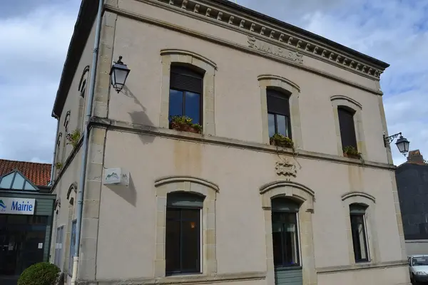 Votre Pisciniste Fabricant piscine inox Aiguefonde