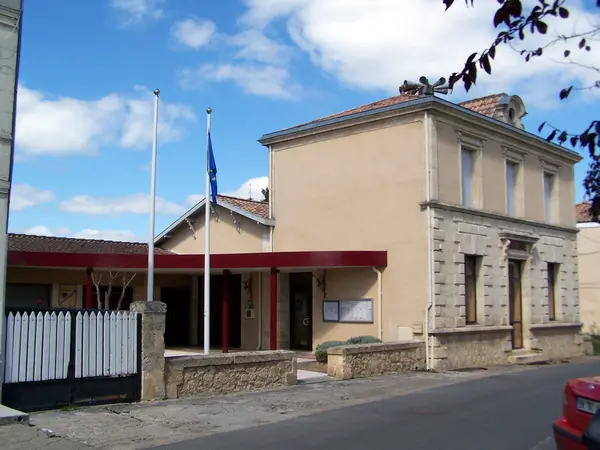 Votre Pisciniste Fabricant piscine inox Arbanats