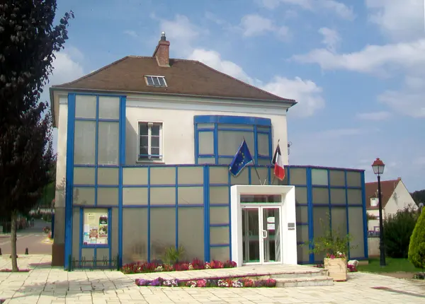 Votre Pisciniste Fabricant piscine inox Baillet-en-France