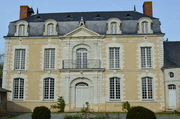 Votre Pisciniste Fabricant piscine inox Beaulieu-sur-Layon