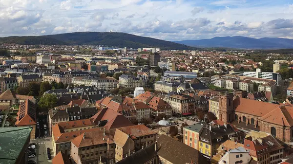 Votre Pisciniste Fabricant piscine inox Belfort
