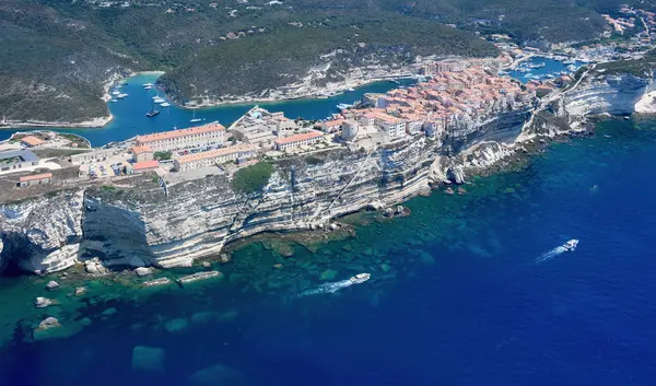 Votre Pisciniste Fabricant piscine inox Bonifacio