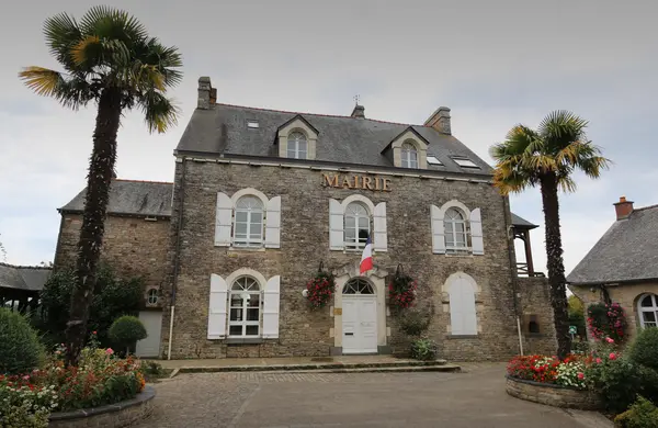 Votre Pisciniste Fabricant piscine inox Bourg-des-Comptes