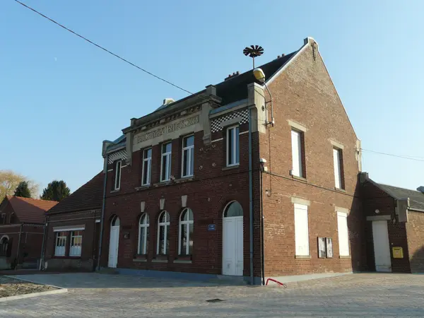 Votre Pisciniste Fabricant piscine inox Cantaing-sur-Escaut