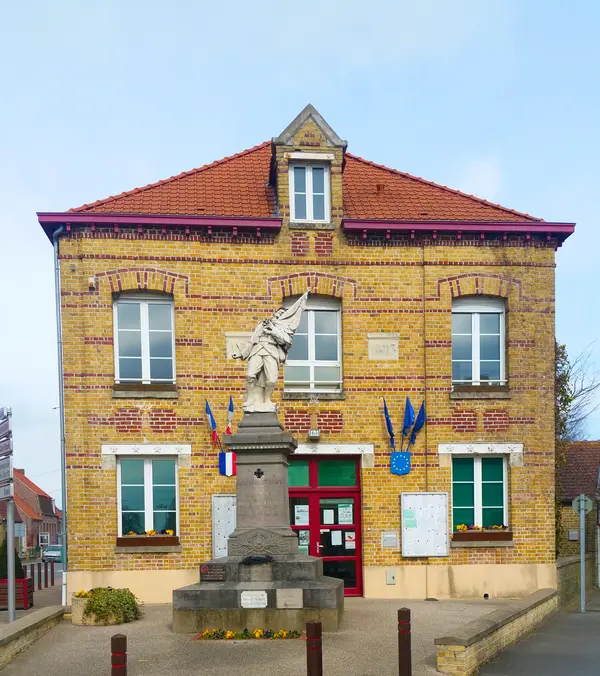 Votre Pisciniste Fabricant piscine inox Cappelle-Brouck