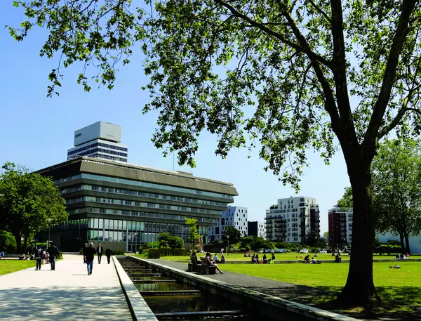 Votre Pisciniste Fabricant piscine inox Cergy