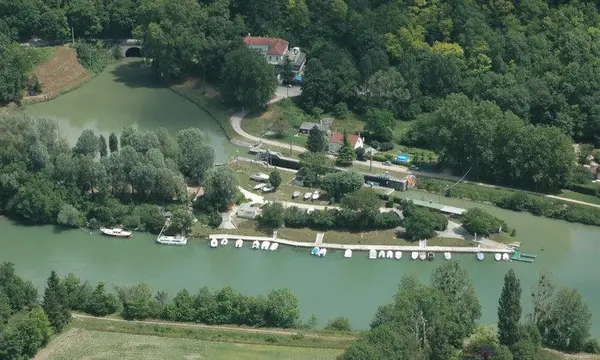 Votre Pisciniste Fabricant piscine inox Chalifert