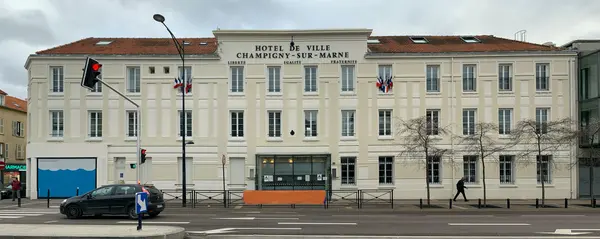 Votre Pisciniste Fabricant piscine inox Champigny-sur-Marne