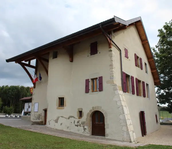 Votre Pisciniste Fabricant piscine inox Copponex