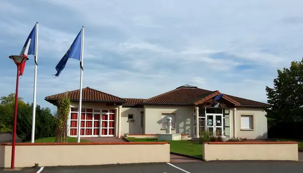 Votre Pisciniste Fabricant piscine inox Craintilleux