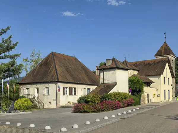 Votre Pisciniste Fabricant piscine inox Devecey