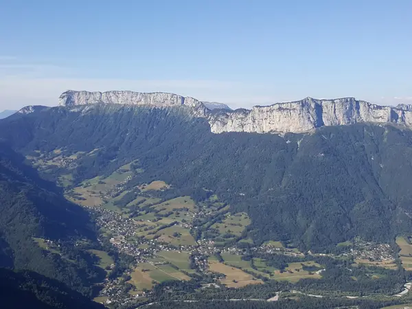 Votre Pisciniste Fabricant piscine inox Dingy-Saint-Clair