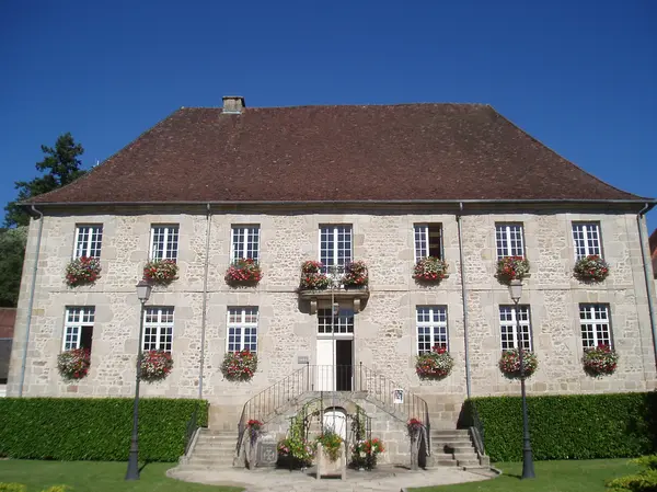 Votre Pisciniste Fabricant piscine inox Felletin