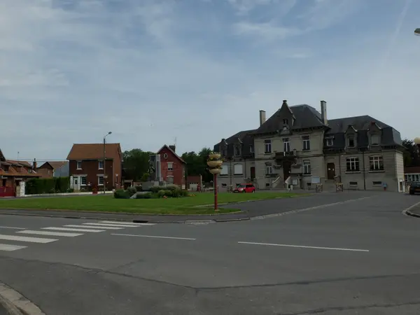 Votre Pisciniste Fabricant piscine inox Feuchy