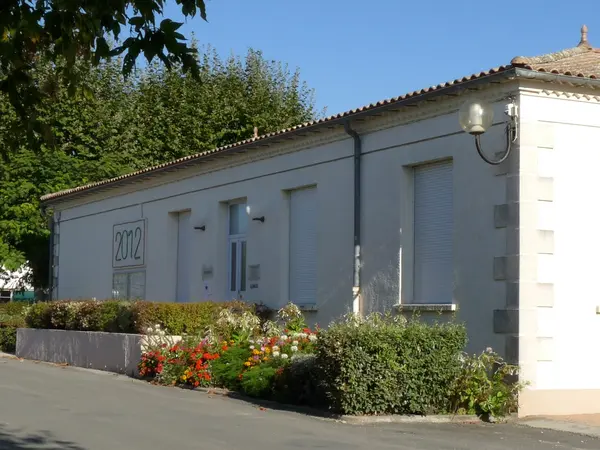 Votre Pisciniste Fabricant piscine inox Gaillan-en-Médoc