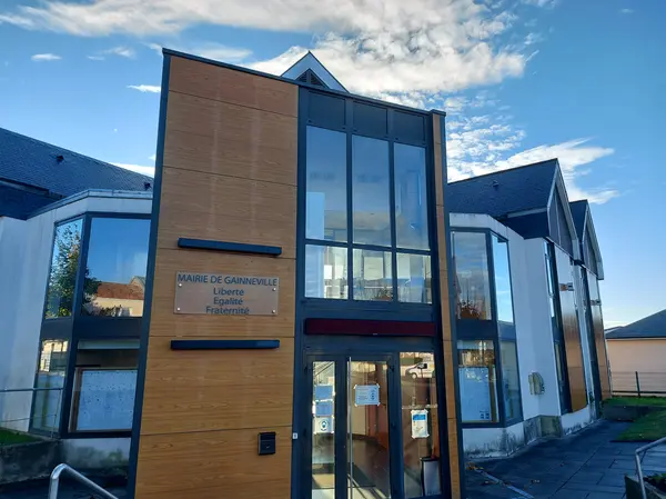 Votre Pisciniste Fabricant piscine inox Gainneville