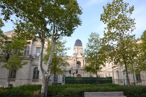 Votre Pisciniste Fabricant piscine inox Gard