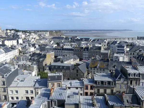 Votre Pisciniste Fabricant piscine inox Granville