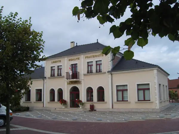 Votre Pisciniste Fabricant piscine inox Hordain