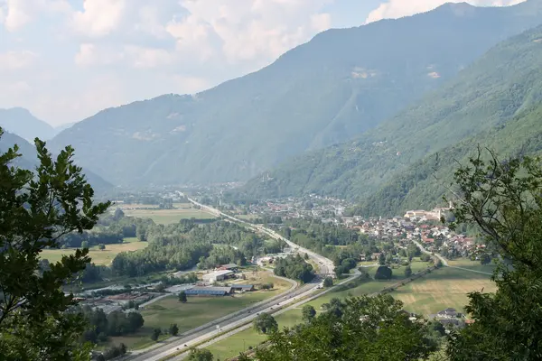 Votre Pisciniste Fabricant piscine inox La Bâthie