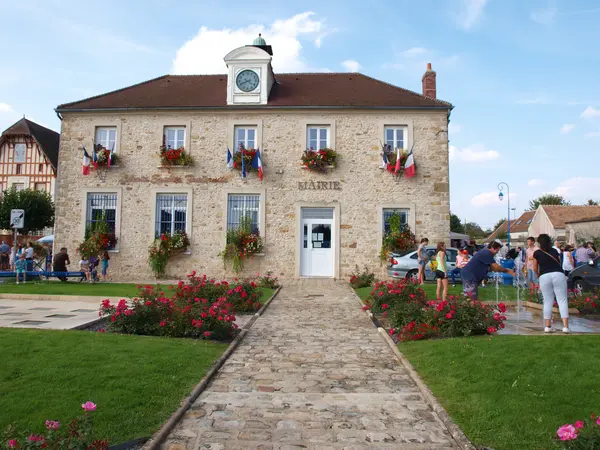 Votre Pisciniste Fabricant piscine inox La Grande-Paroisse