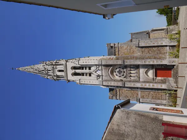 Votre Pisciniste Fabricant piscine inox La Limouzinière