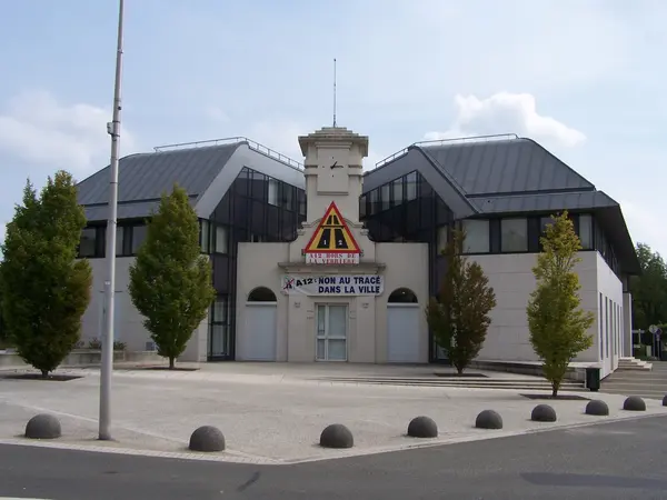 Votre Pisciniste Fabricant piscine inox La Verrière