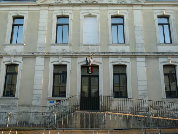 Votre Pisciniste Fabricant piscine inox Laruscade