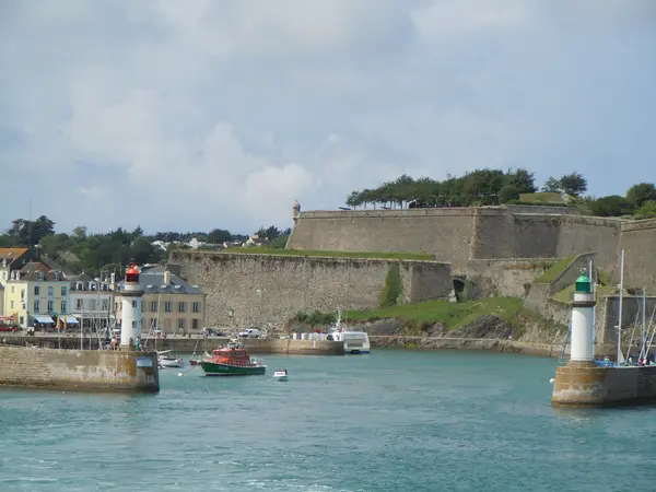 Votre Pisciniste Fabricant piscine inox Le Palais