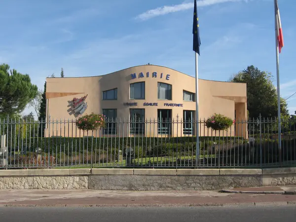 Votre Pisciniste Fabricant piscine inox Léognan