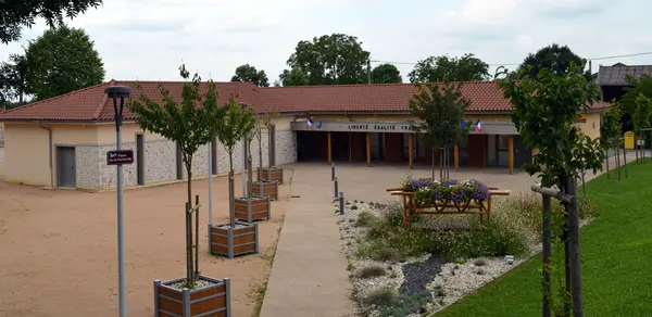 Votre Pisciniste Fabricant piscine inox Leyment