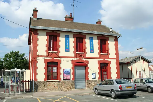 Votre Pisciniste Fabricant piscine inox Limay