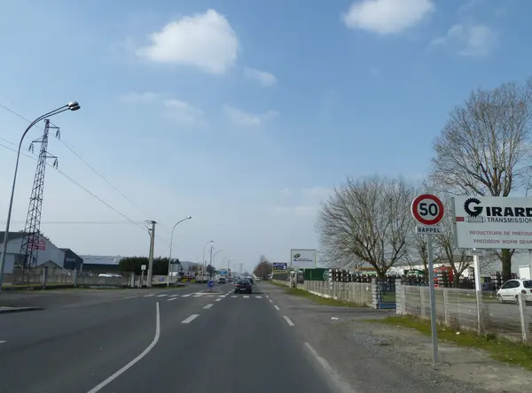 Votre Pisciniste Fabricant piscine inox Lons