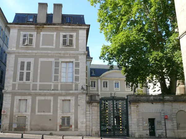 Votre Pisciniste Fabricant piscine inox Lot