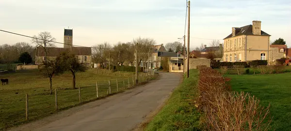 Votre Pisciniste Fabricant piscine inox Maizet