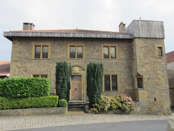 Votre Pisciniste Fabricant piscine inox Marange-Silvange