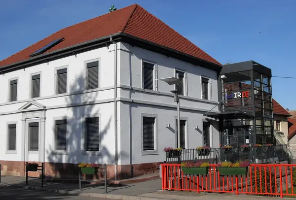 Votre Pisciniste Fabricant piscine inox Merxheim