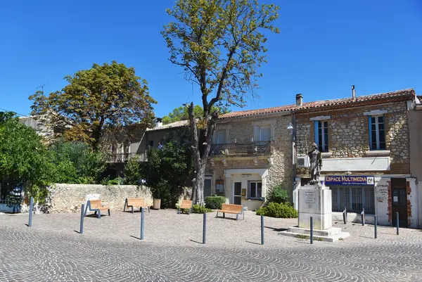 Votre Pisciniste Fabricant piscine inox Montarnaud