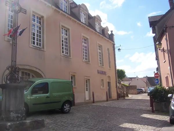 Votre Pisciniste Fabricant piscine inox Montcenis