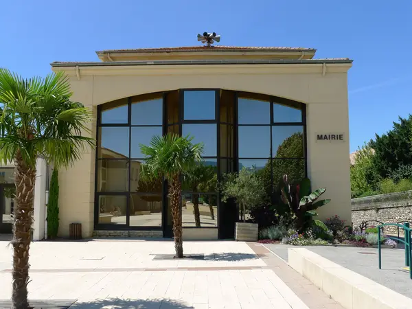 Votre Pisciniste Fabricant piscine inox Montélier