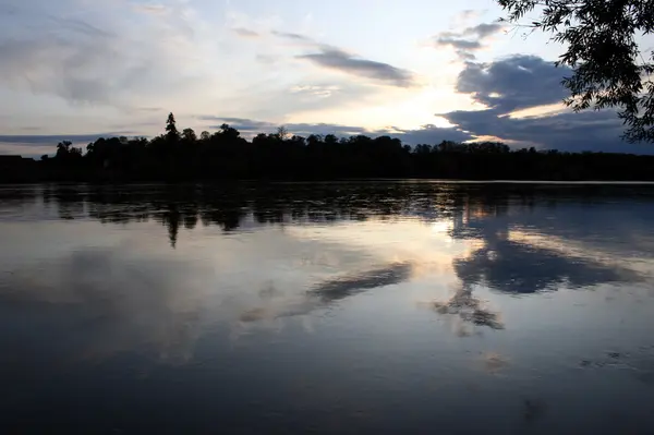 Votre Pisciniste Fabricant piscine inox Nevoy