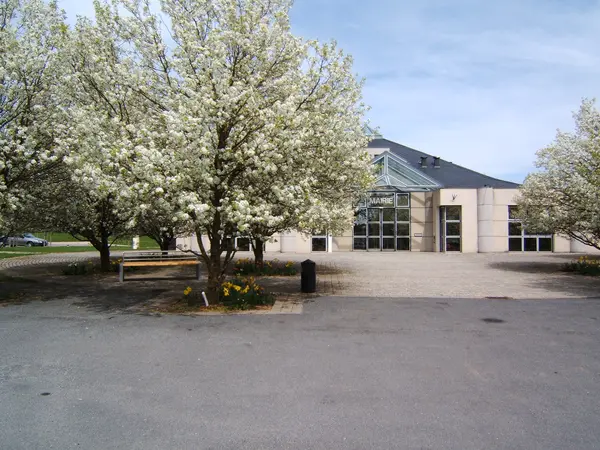 Votre Pisciniste Fabricant piscine inox Olemps