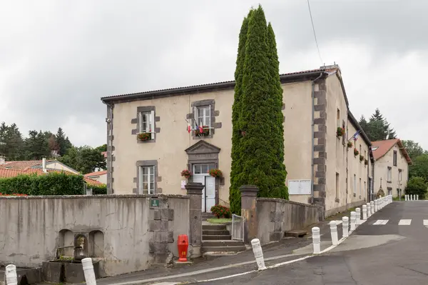 Votre Pisciniste Fabricant piscine inox Orcines