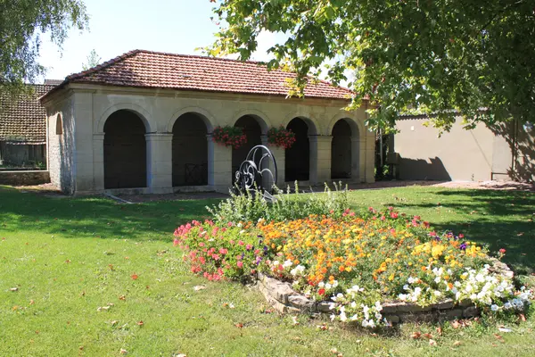 Votre Pisciniste Fabricant piscine inox Ouges