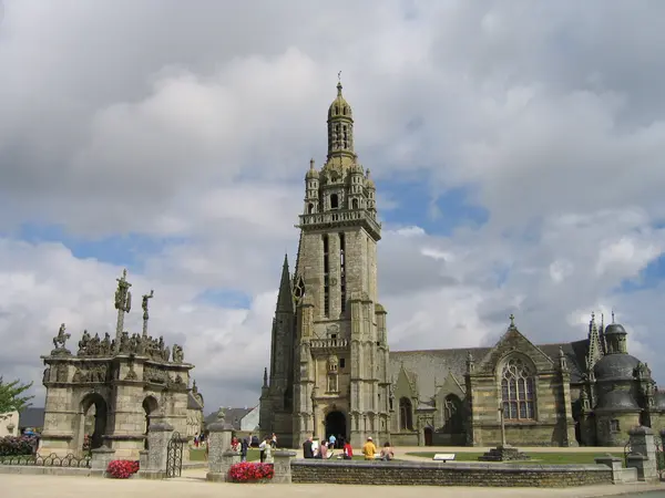 Votre Pisciniste Fabricant piscine inox Pleyben